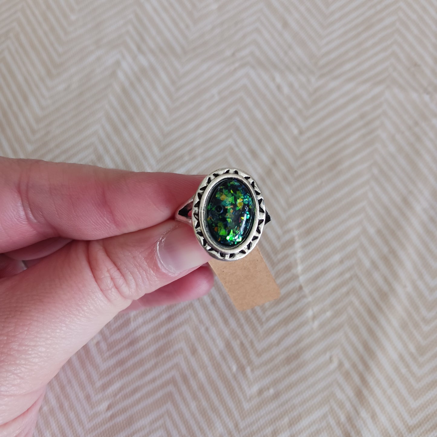 Green and Black Fashion Ring Oval