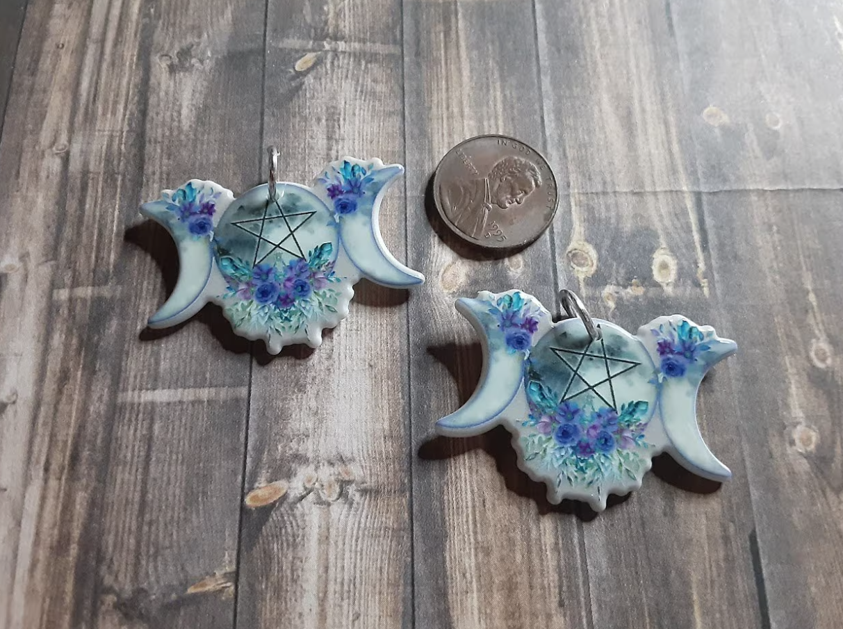 Witchy Blue Triple Moon Pentacle Double Sided Charm