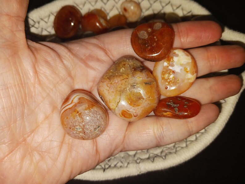 Tumbled Carnelian Crystal