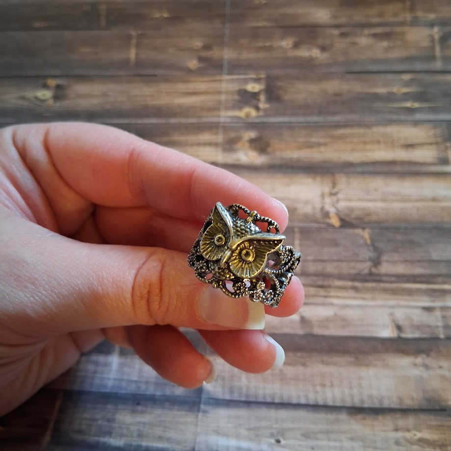 Vintage Metal Owl Ring Size 6