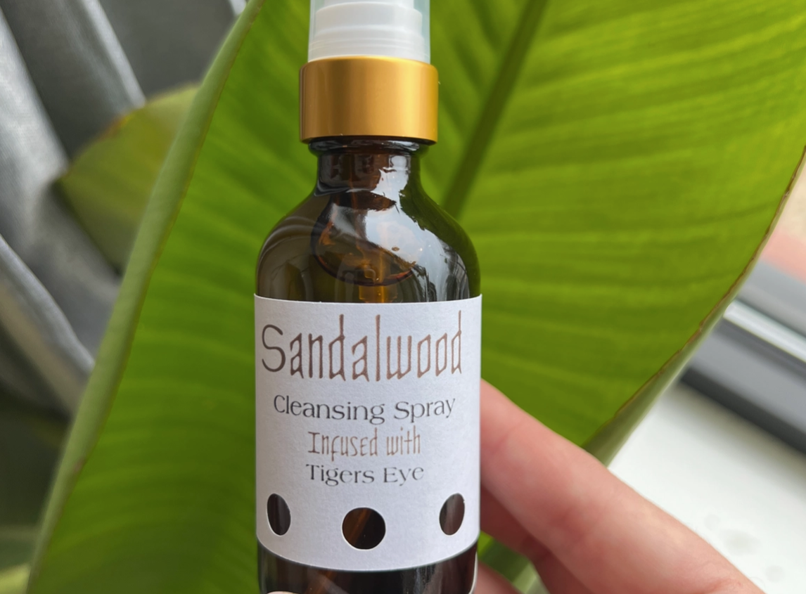 Sandalwood Cleansing Spray with Tiger's Eye