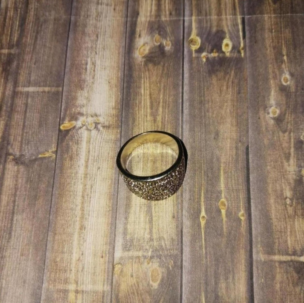Chunky Silver Toned Ring Size 8